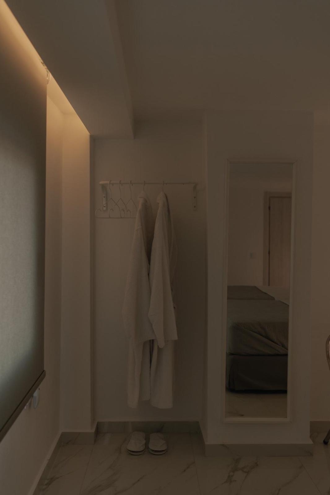 Dk Luxury Suite Néa Péramos Extérieur photo
